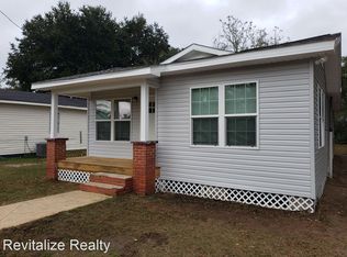 18 Norton Ave, Saraland, AL 36571