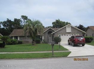144 Village Ln, Daytona Beach, FL 32119
