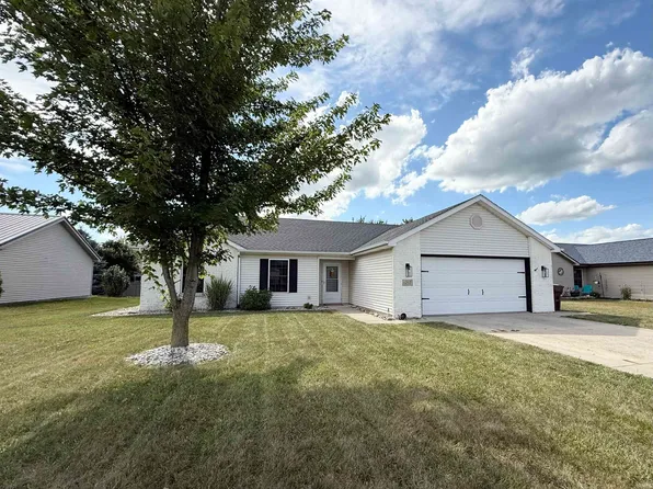 1217 Virginia Ln, Auburn, IN 46706