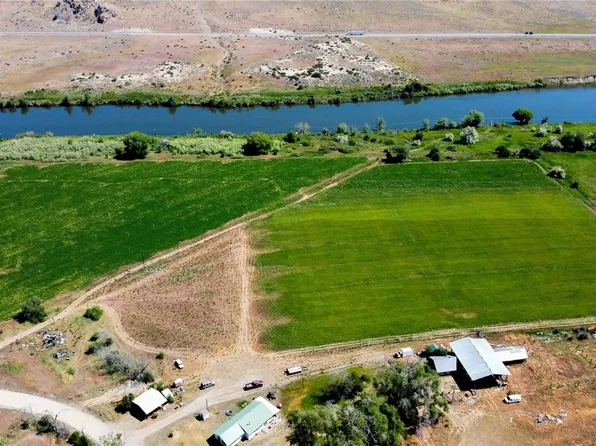 24 Hadley Rd, Brewster, WA 98812