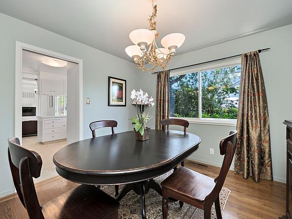 5th image of 538 Santa Clara Ave