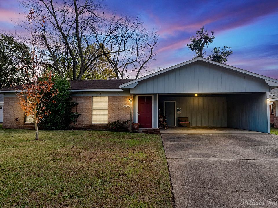 1st image of 1204 Evangeline Cir