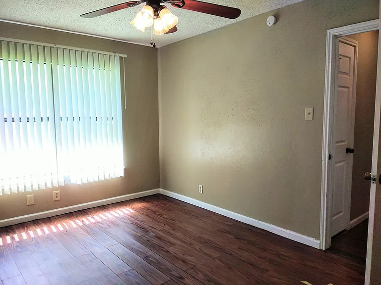 4138 Mystic Sunrise Dr — Photo 16