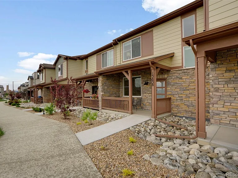 13838 Vispo Way — Photo 35