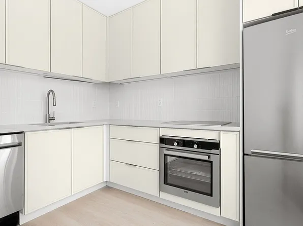 150 Lawrence Street image 6 of 33