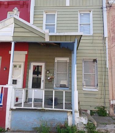 3rd image of 5644 Bloyd St