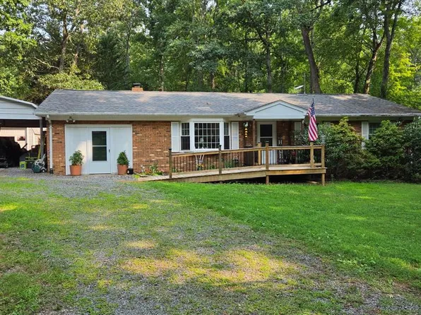 5171 Grace Church Ln, Casanova, VA 20139