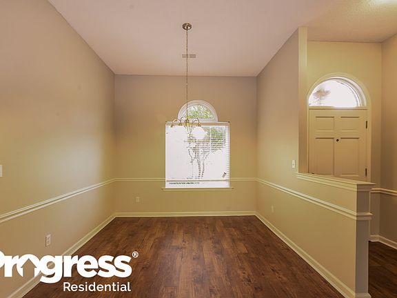 3rd image of 8595 Bell Ridge Dr