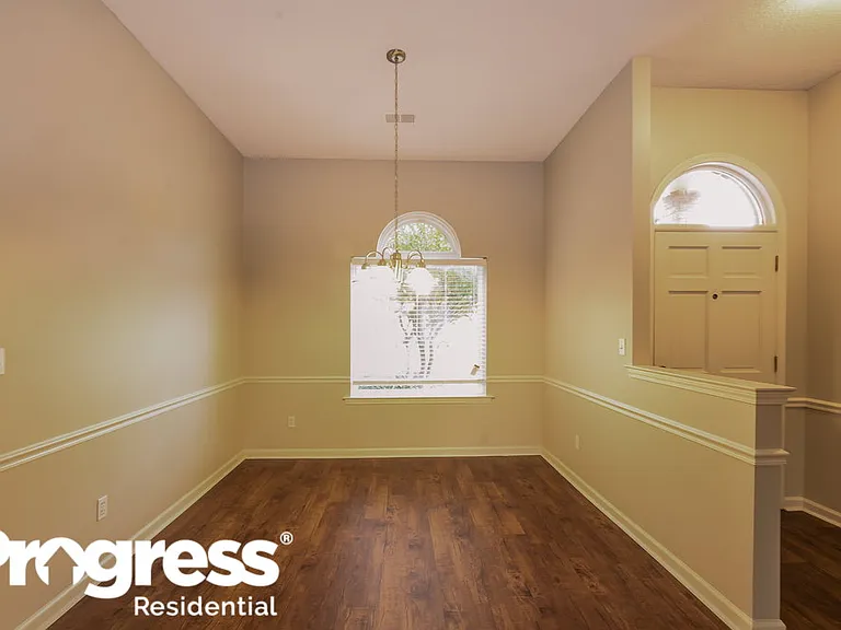 8595 Bell Ridge Dr — Photo 3