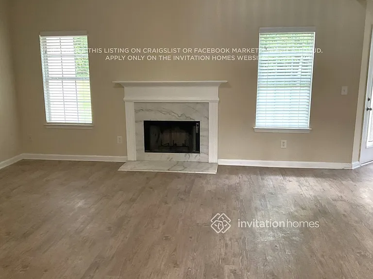 9782 Sinclair Ln — Photo 5