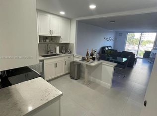 Stratford Towers, Hollywood, FL 33019