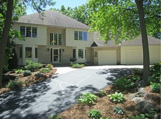 8 Alice Ct, South Saint Paul, MN 55075