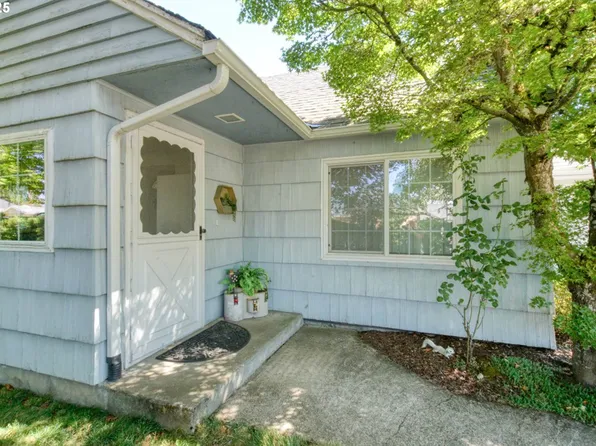 211 Getchell St, Amity, OR 97101