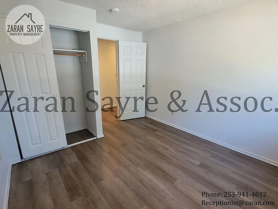 2220 O St NE #D