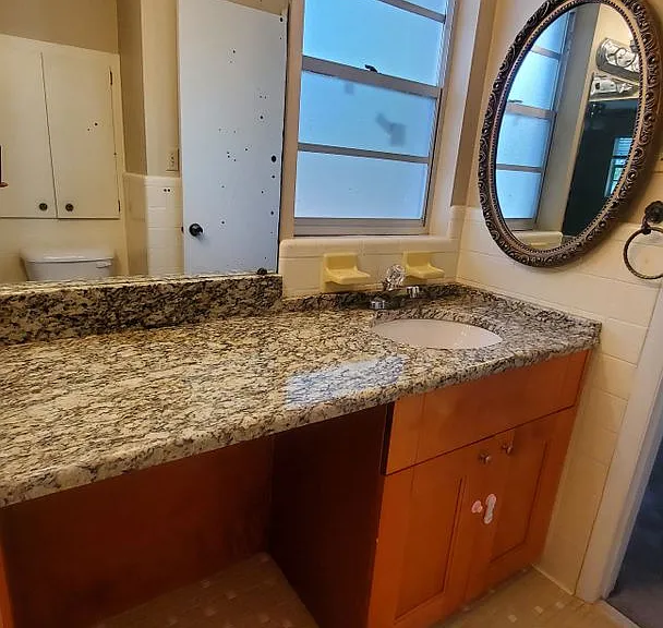8503 SW 203rd Ct — Photo 4