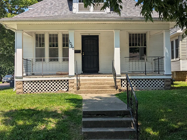 1020 S Moniteau Ave — Photo 1