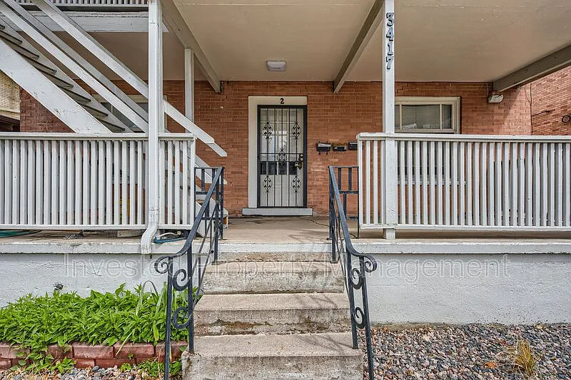 Building Photo - 3417 E 14th Ave #2