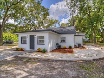 925 E Lotus Ave, Tampa, FL, 33612