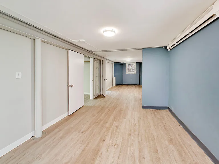 2206 N Kostner Ave #B — Photo 5