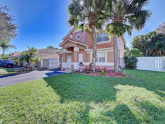 3rd image of 13560 NW 5th Ct