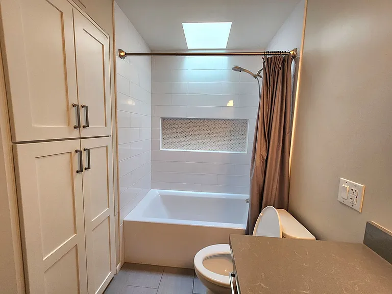 517 E Bishop Dr — Photo 23