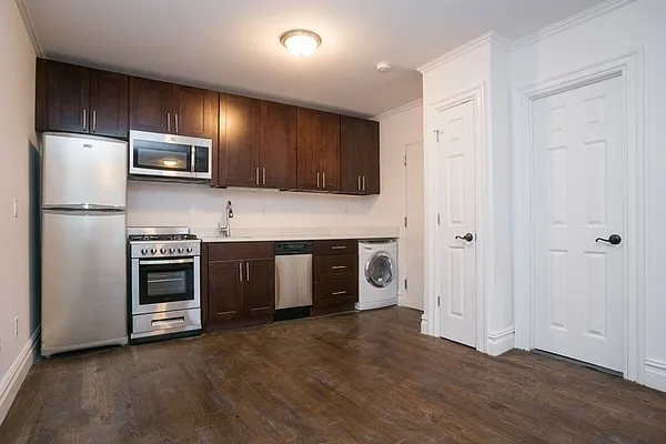 Rented by Westminster Management | media 21