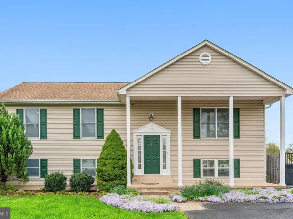 6388 Waterdale Ct, Bealeton, VA 22712