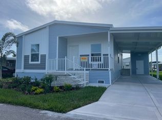 322 Sonnet Ln #322, North Fort Myers, FL 33903