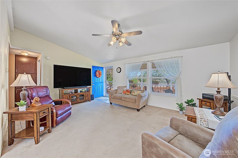 5th image of 2285 Basin Street SW #207
