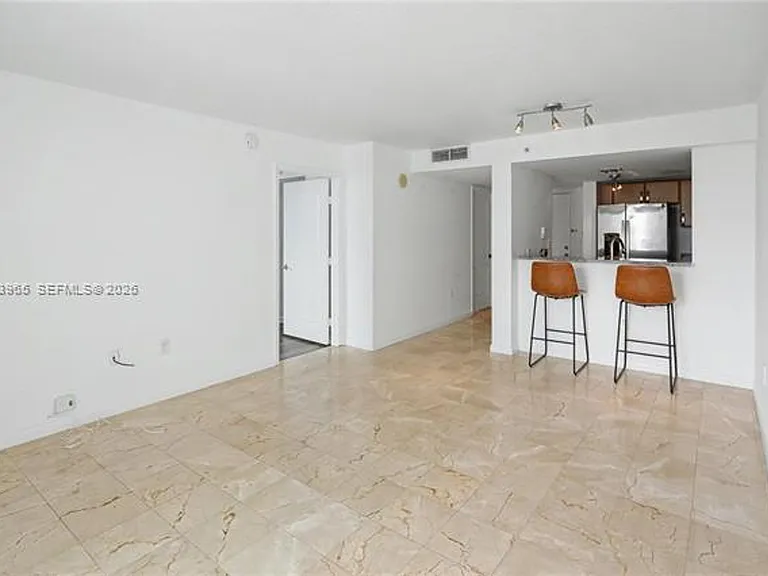 2101 Brickell Ave #CU-1611 — Photo 10