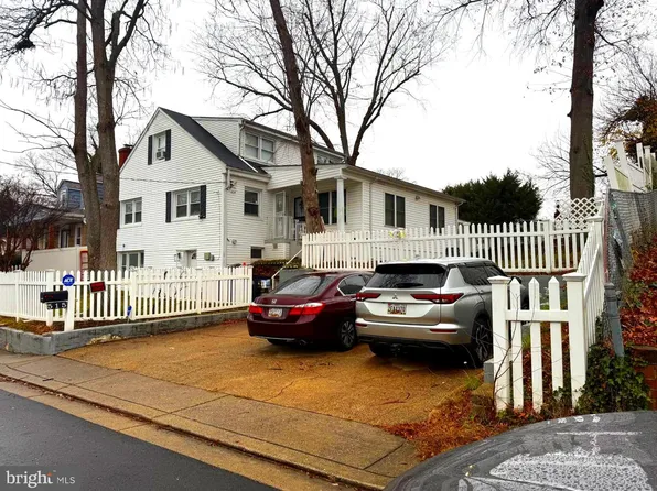 515 Clovis Ave, Capitol Heights, MD 20743