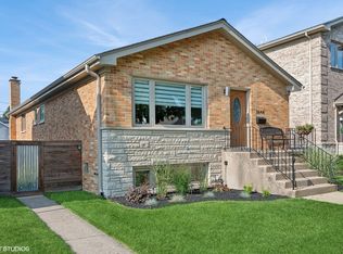 7648 W Catalpa Ave, Chicago, IL 60656