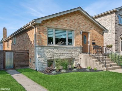 7648 W Catalpa Ave, Chicago, IL, 60656