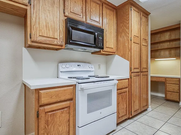 2322 Willow Dr — Photo 31