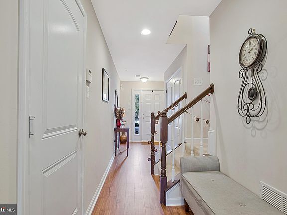 5th image of 1184 Carinoso Cir