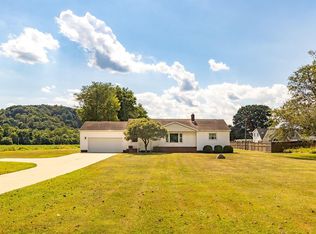 5735 Old Logan Rd SE, Lancaster, OH 43130