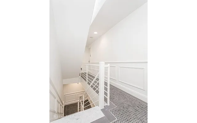 Rented by Douglas Elliman | media 22