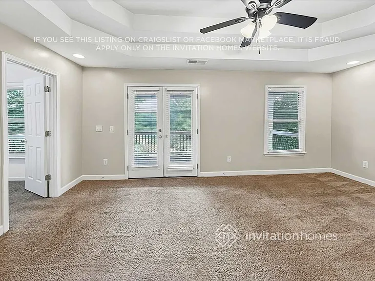 712 Connally St SE — Photo 11