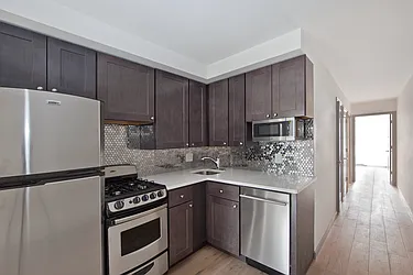 Rented by R New York