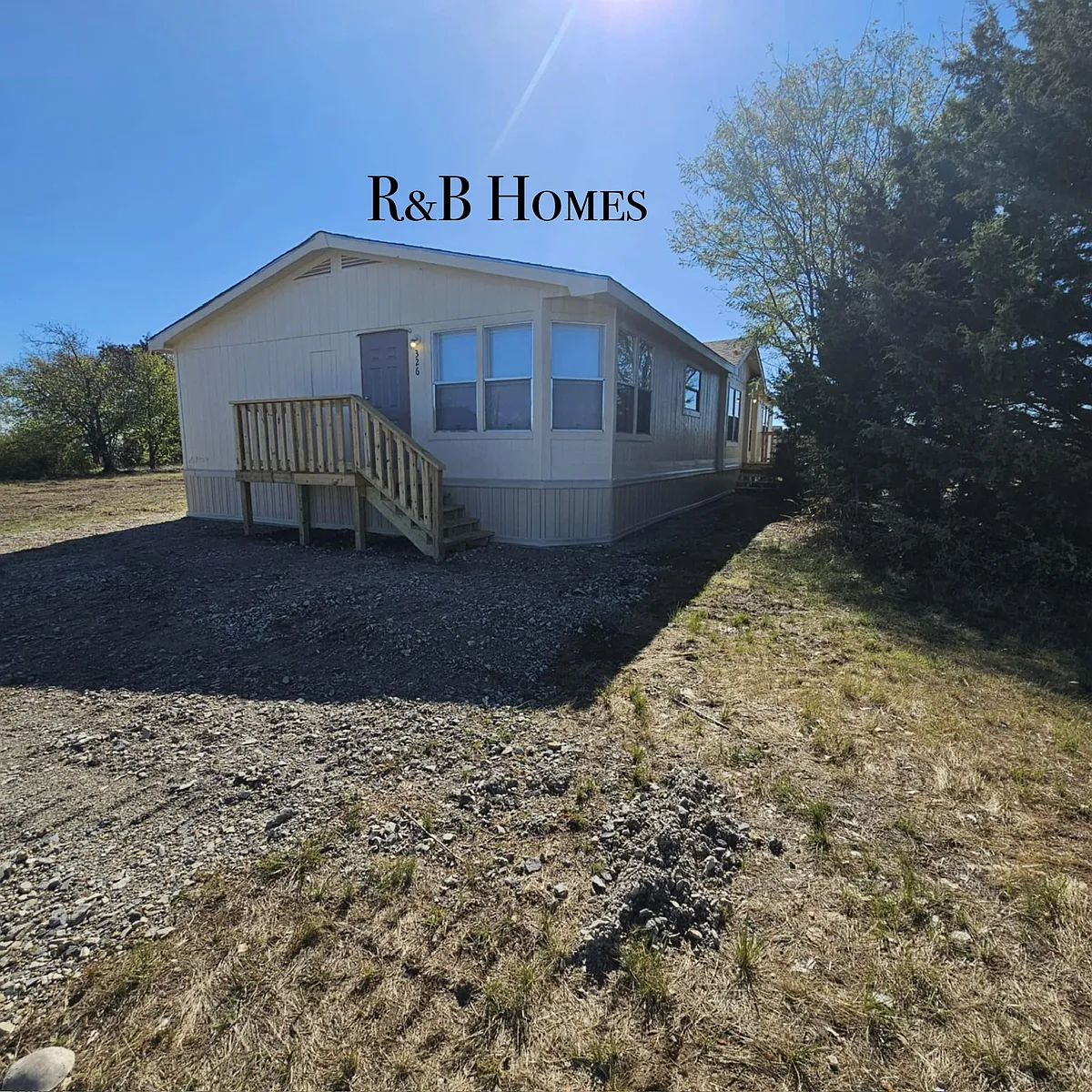 Building Photo - 326 Johnston Dr