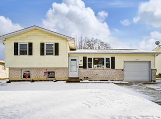 769 Brookdale Dr, West Jefferson, OH 43162