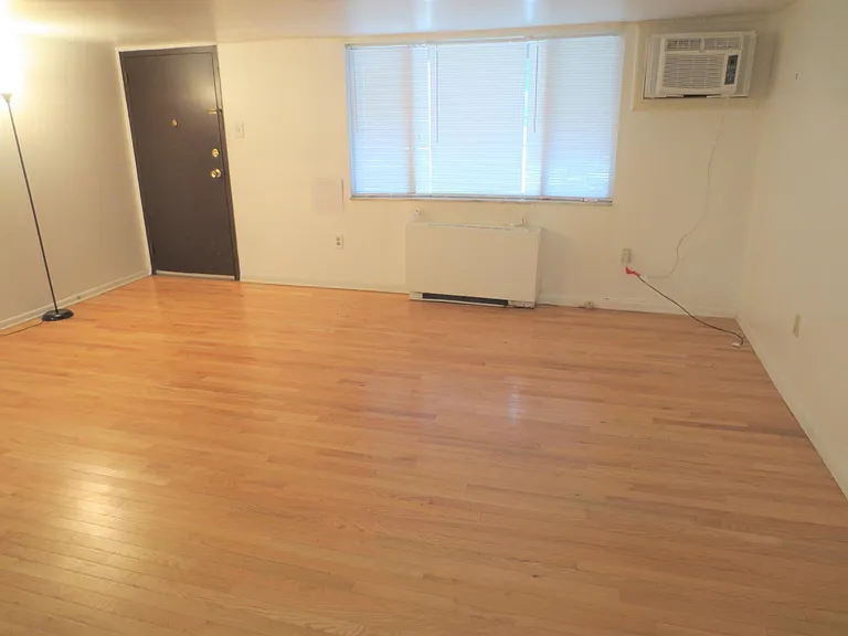 6350 Forward Ave #2 — Photo 18