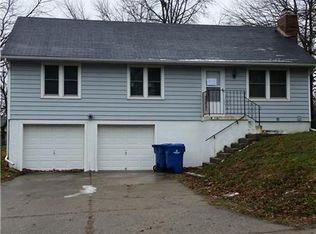 18101 Holke Rd, Independence, MO 64057