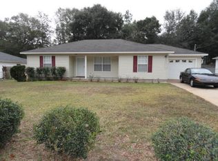 194 Mary Ln, Crestview, FL 32536