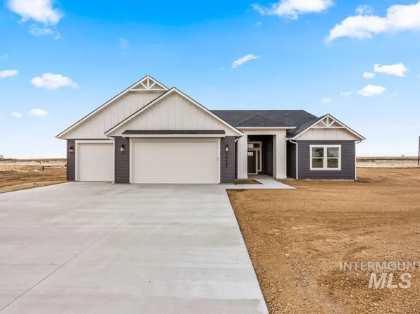 4725 SW Moonlight Ct, Mountain Home, ID 83647