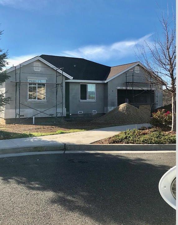 2nd image of 905 Rollingview Dr