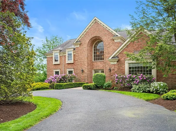 1137 Tall Trees Dr, Pittsburgh, PA 15241