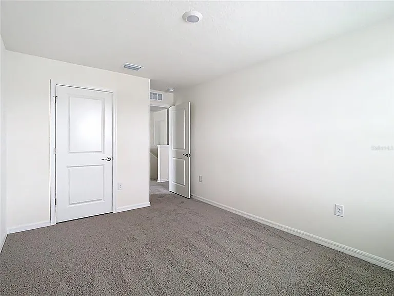 31017 Silver Stage Dr — Photo 32