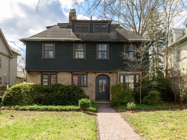 216 Edwards Street, New Haven, CT 06511
