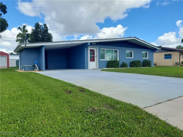 1661 Manor Ave, Fort Myers, FL 33901